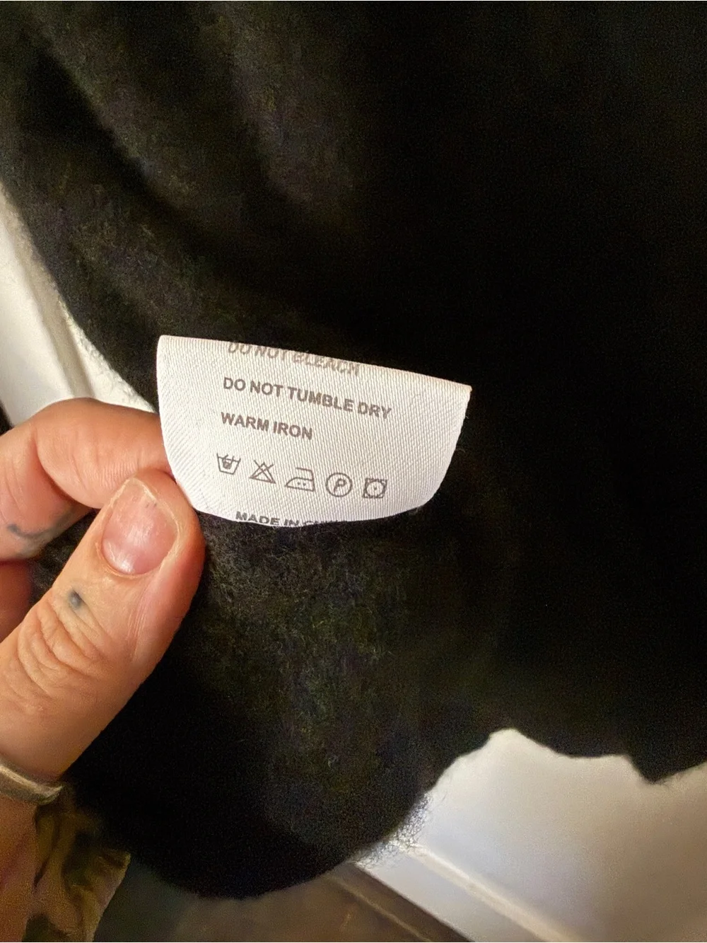 10% Cashmere Black Turtleneck Sweater